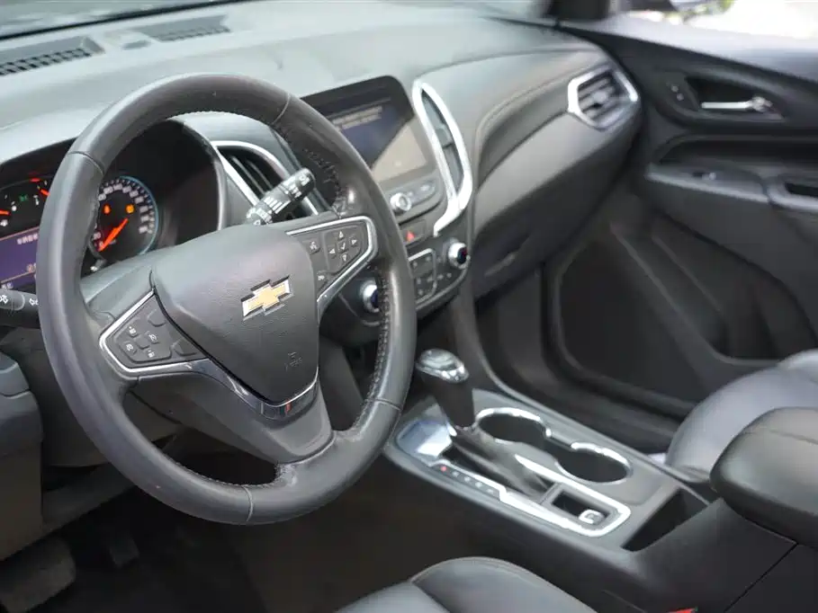 Chevrolet Equinox 2019 — фото 12