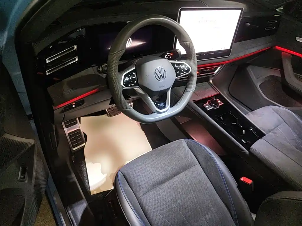 Volkswagen Tiguan L 2024 — фото 16