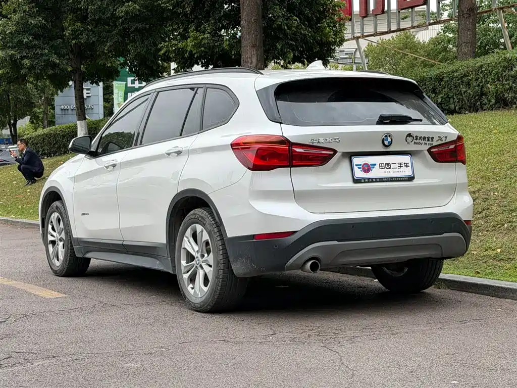 BMW X1 2017 — фото 4
