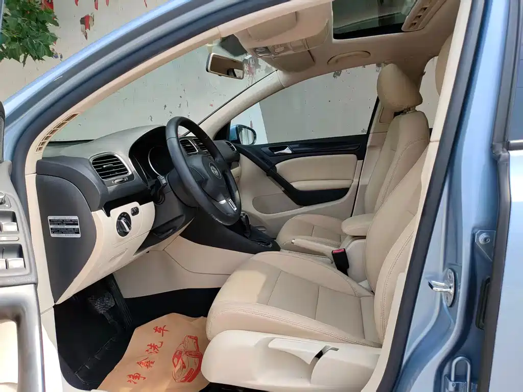 Volkswagen Golf 2013