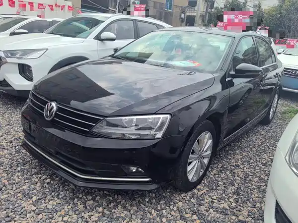 Volkswagen Sagitar 2016