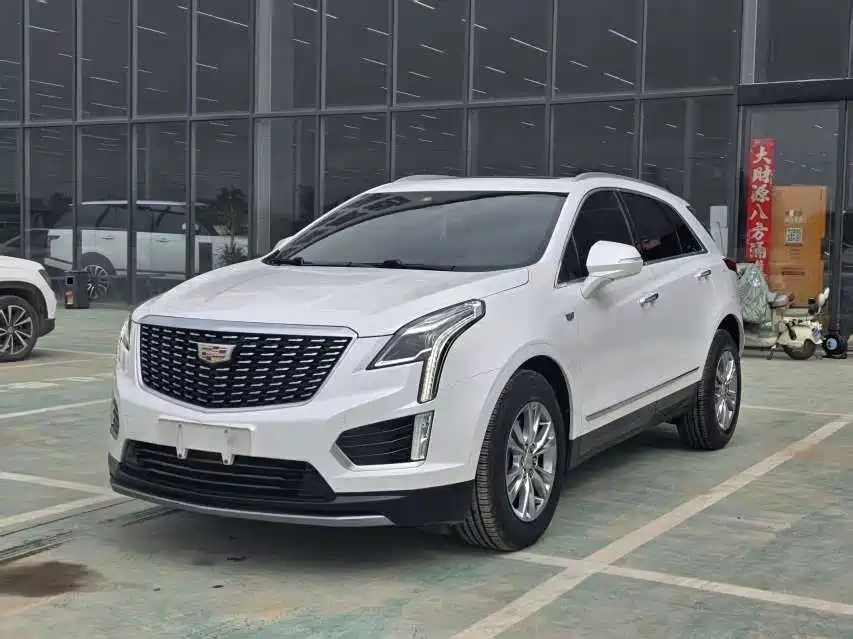 Cadillac XT5 2020 — фото 1