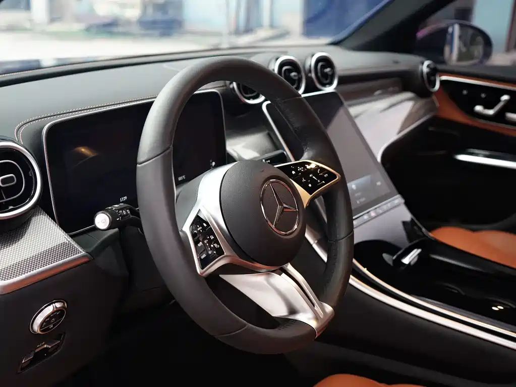 Mercedes-Benz GLC 2023 — фото 10