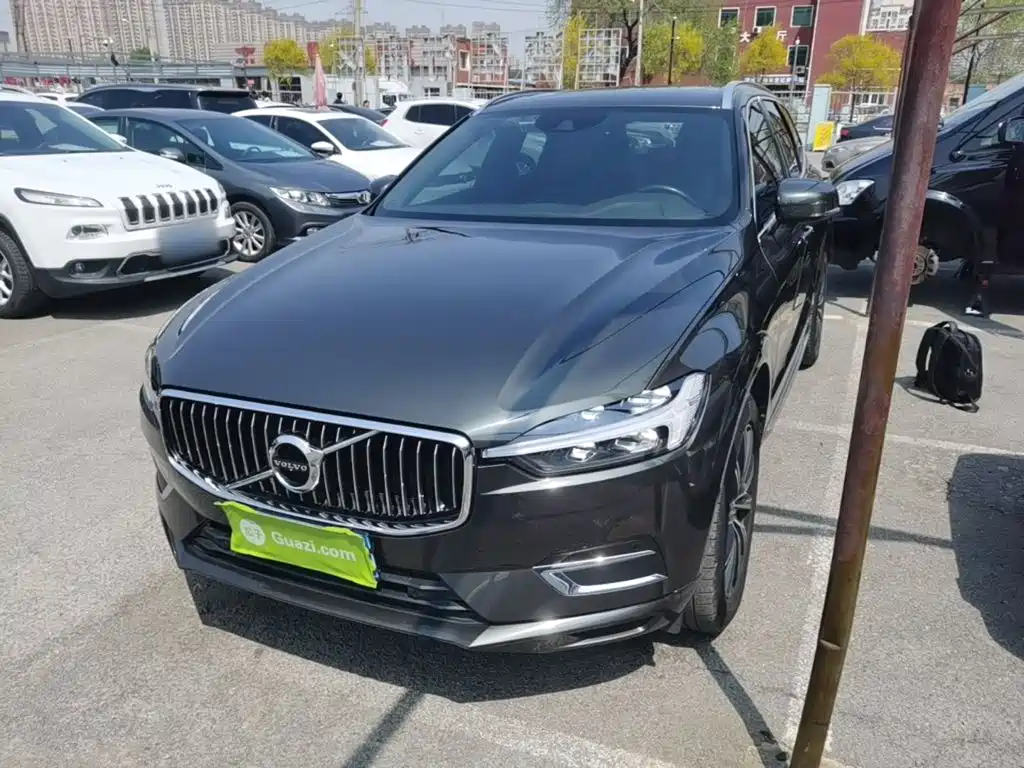 Volvo XC60 2021