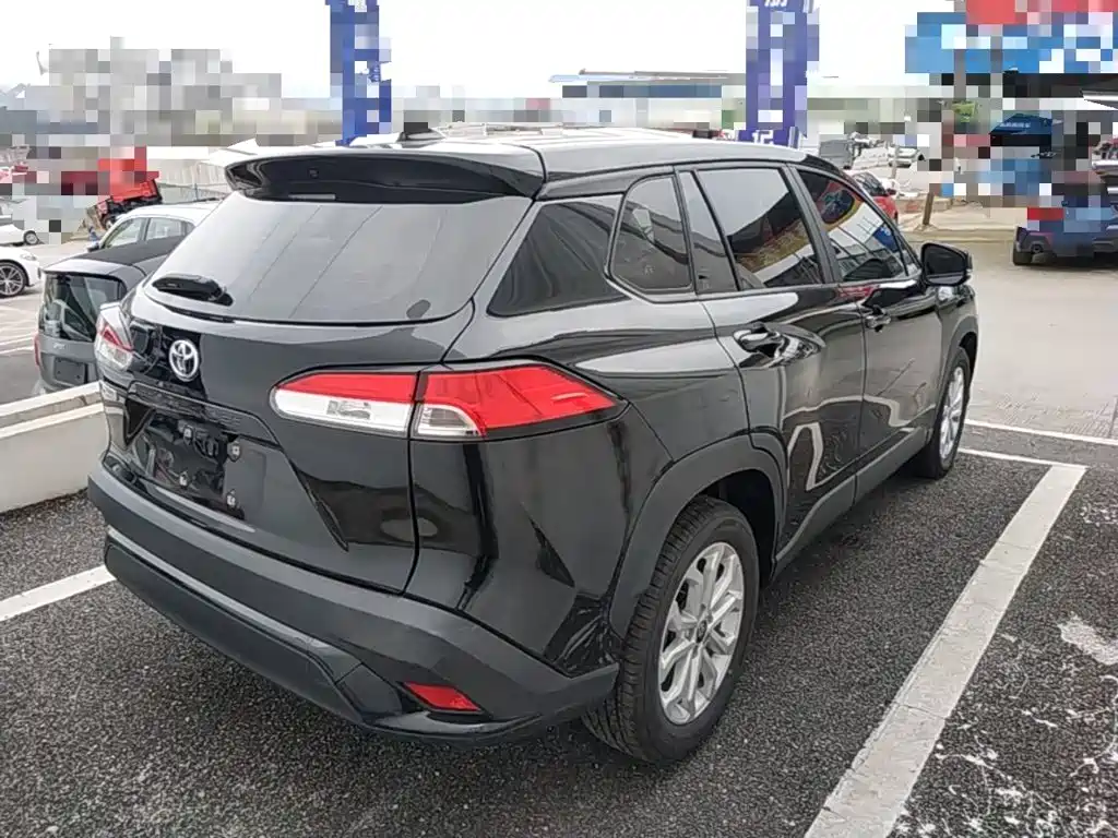 Toyota Frontlander 2025