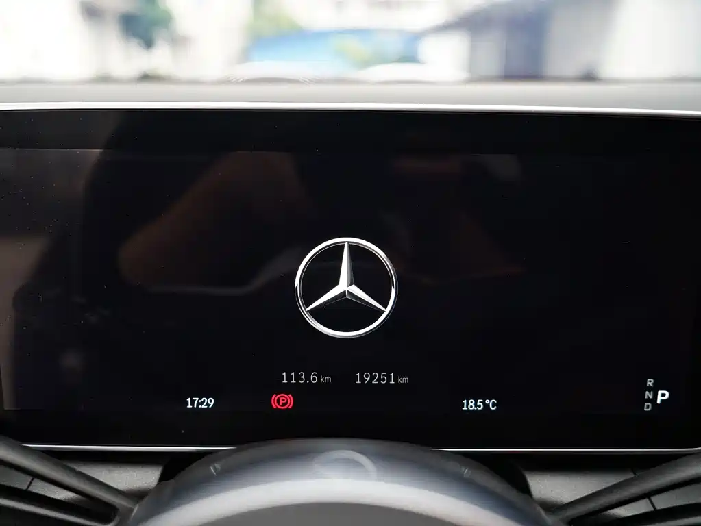 Mercedes-Benz GLC 2023 — фото 11