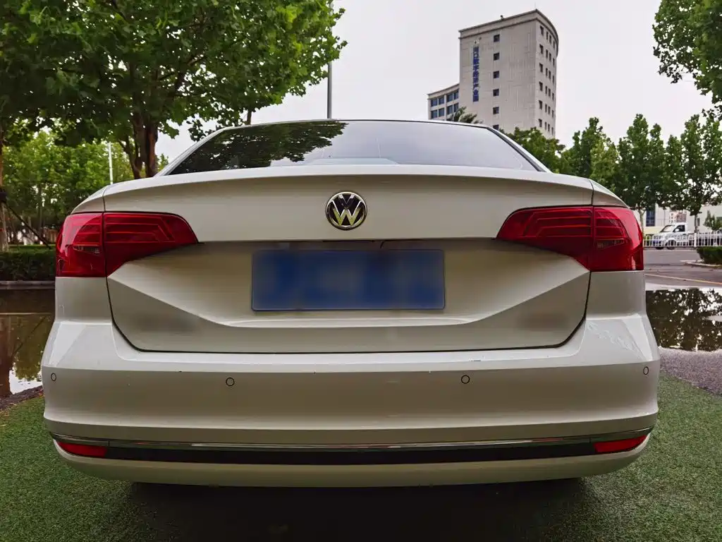 Volkswagen Bora 2016