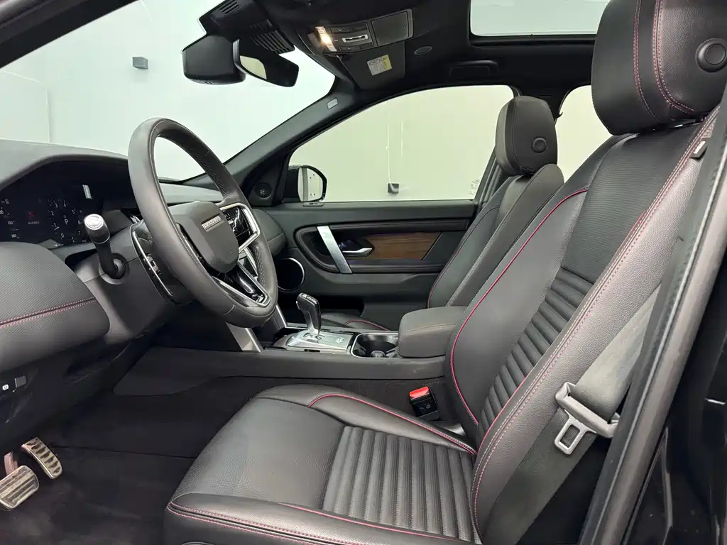 Land Rover Discovery Sport 2023 — фото 4
