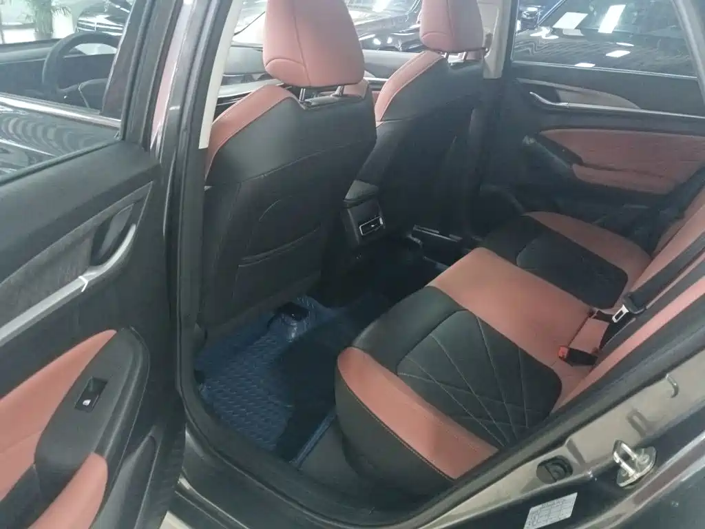 Changan Escape 2023 — фото 13