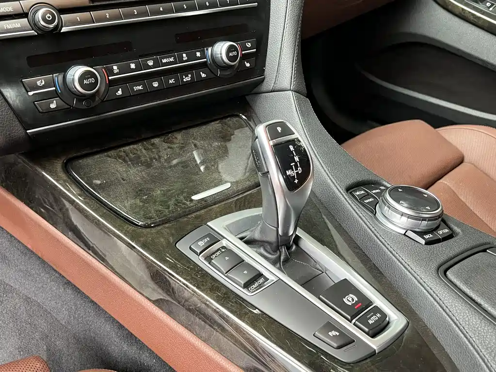BMW 6 Series 2016 — фото 14