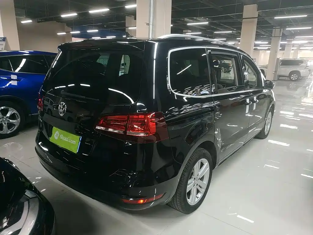 Volkswagen Sharan 2018 — фото 7