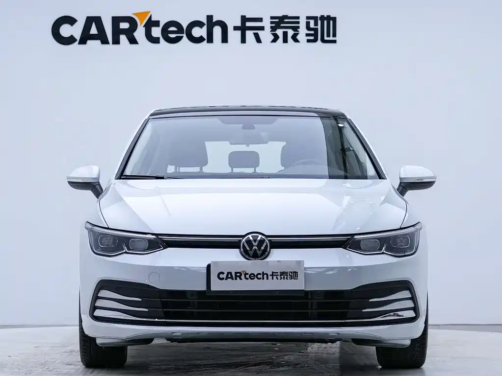 Volkswagen Golf 2021