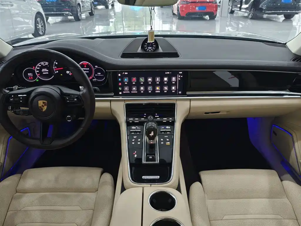Porsche Panamera 2022 — фото 10