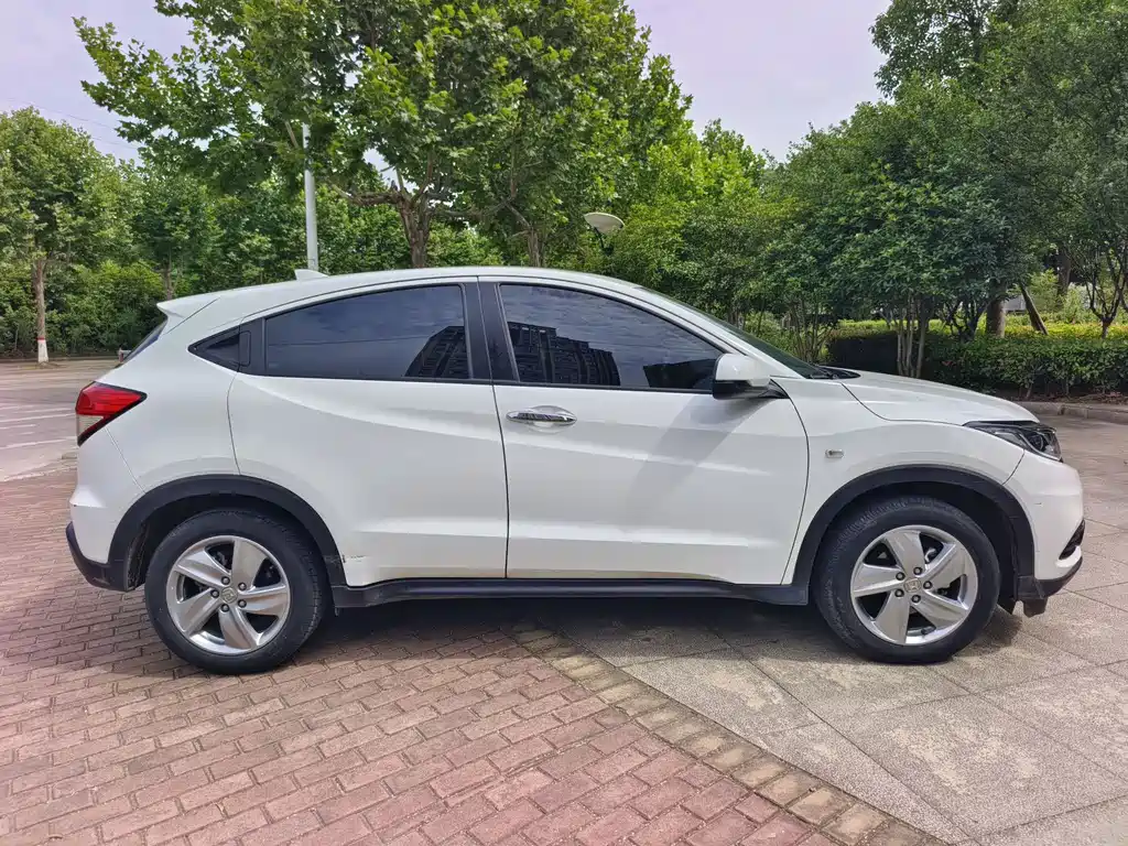 Honda Vezel 2021 — фото 10