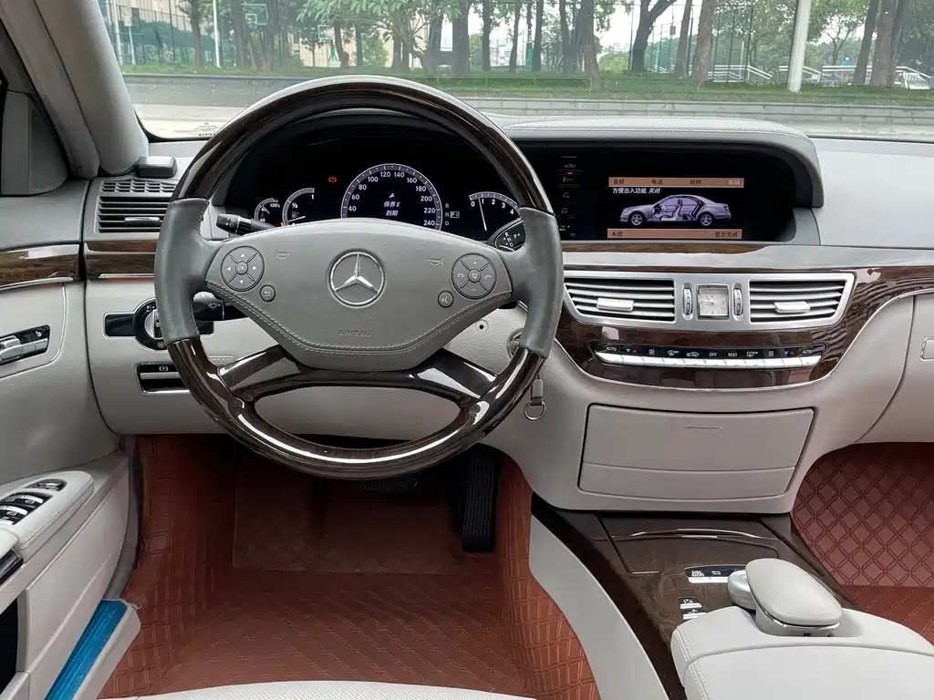 Mercedes-Benz S-Class 2013 — фото 20