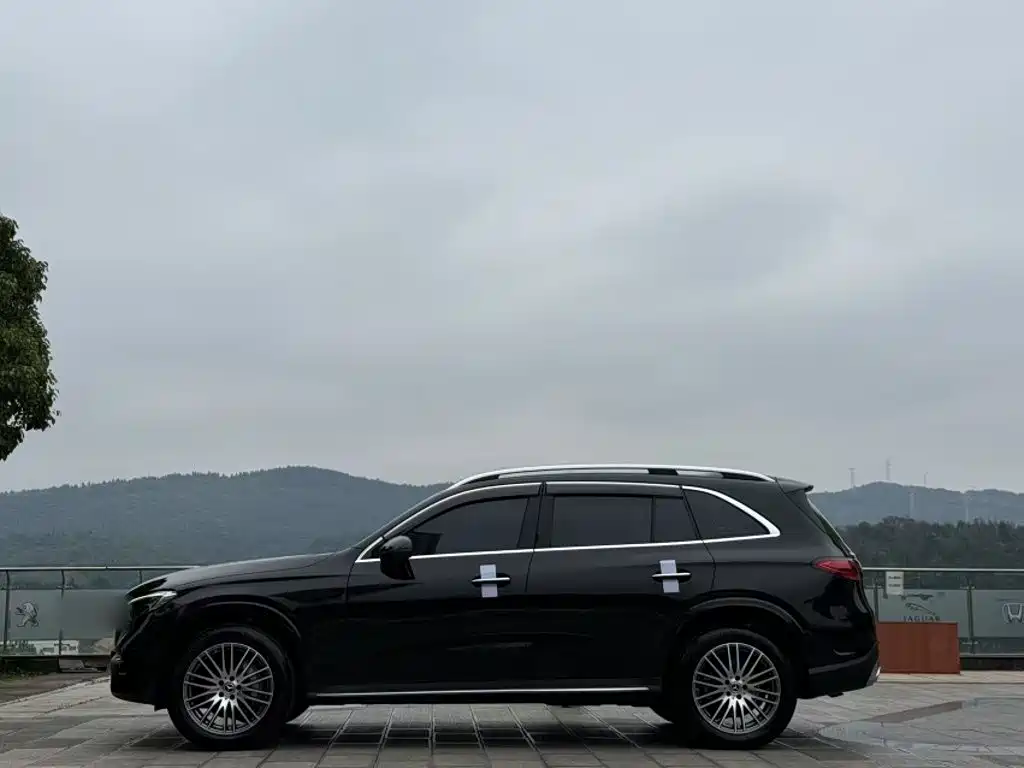 Mercedes-Benz GLC 2024