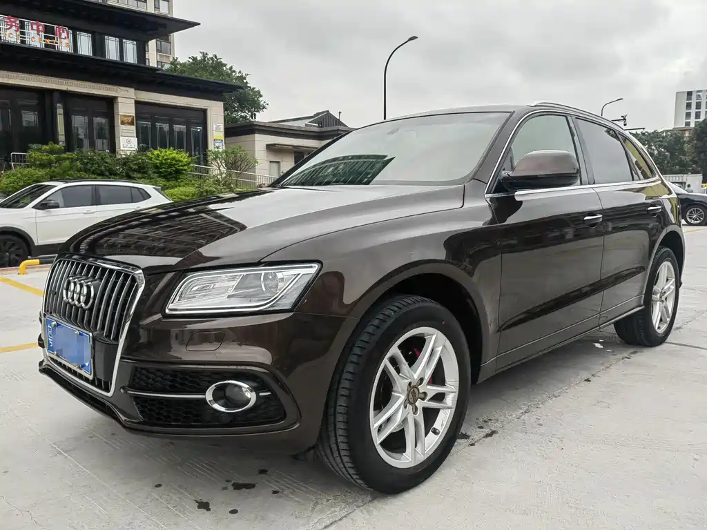 Audi Q5 2018 — фото 1