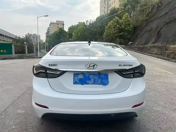 Hyundai Elantra Langdong 2016