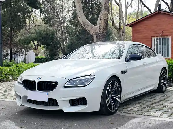 BMW M6 2015