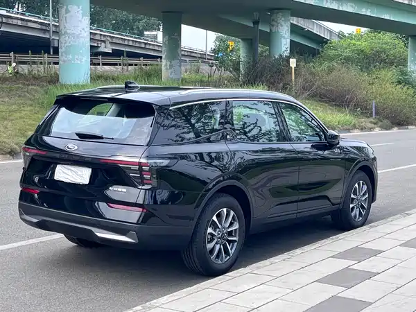 Ford Edge 2025