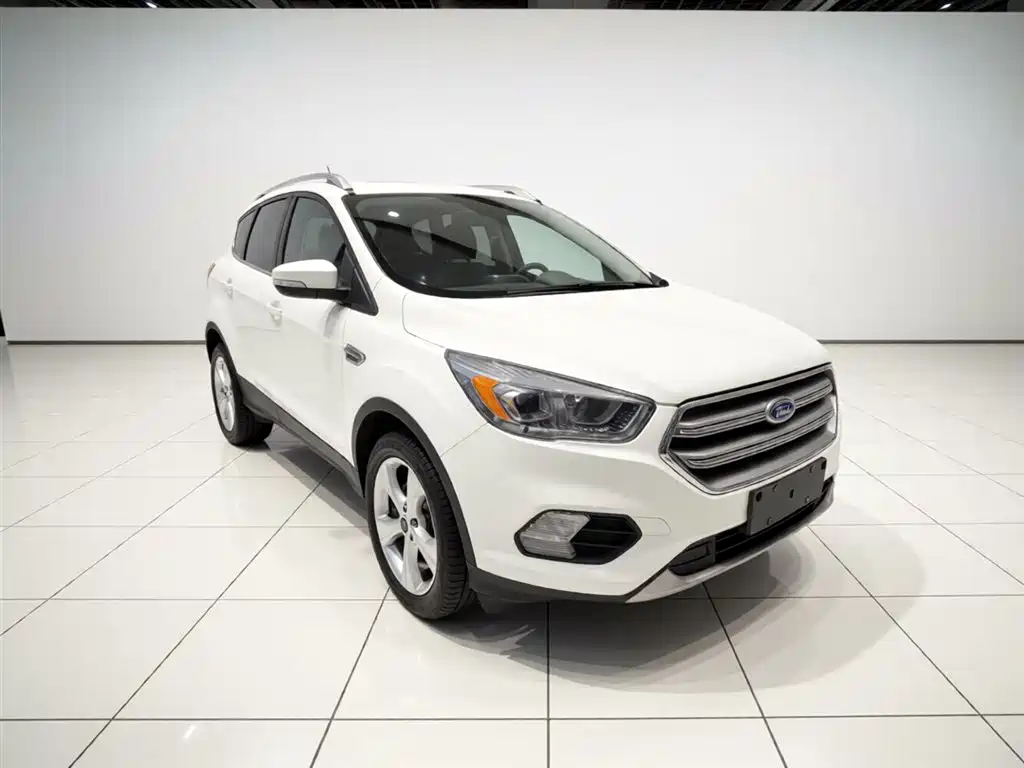 Ford Kuga 2017 — фото 4