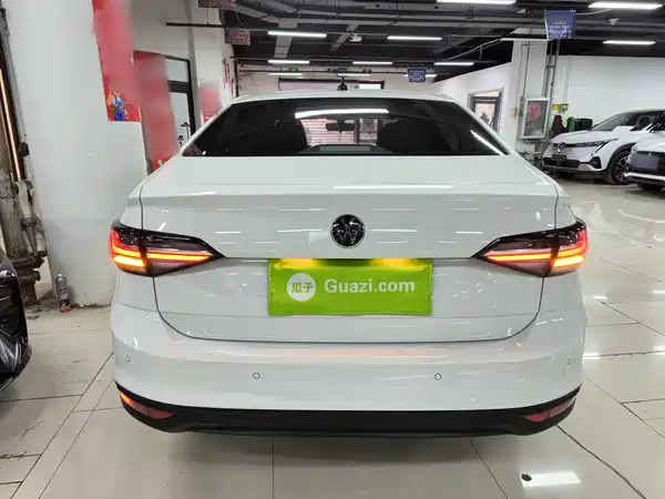 Volkswagen Lavida 2024