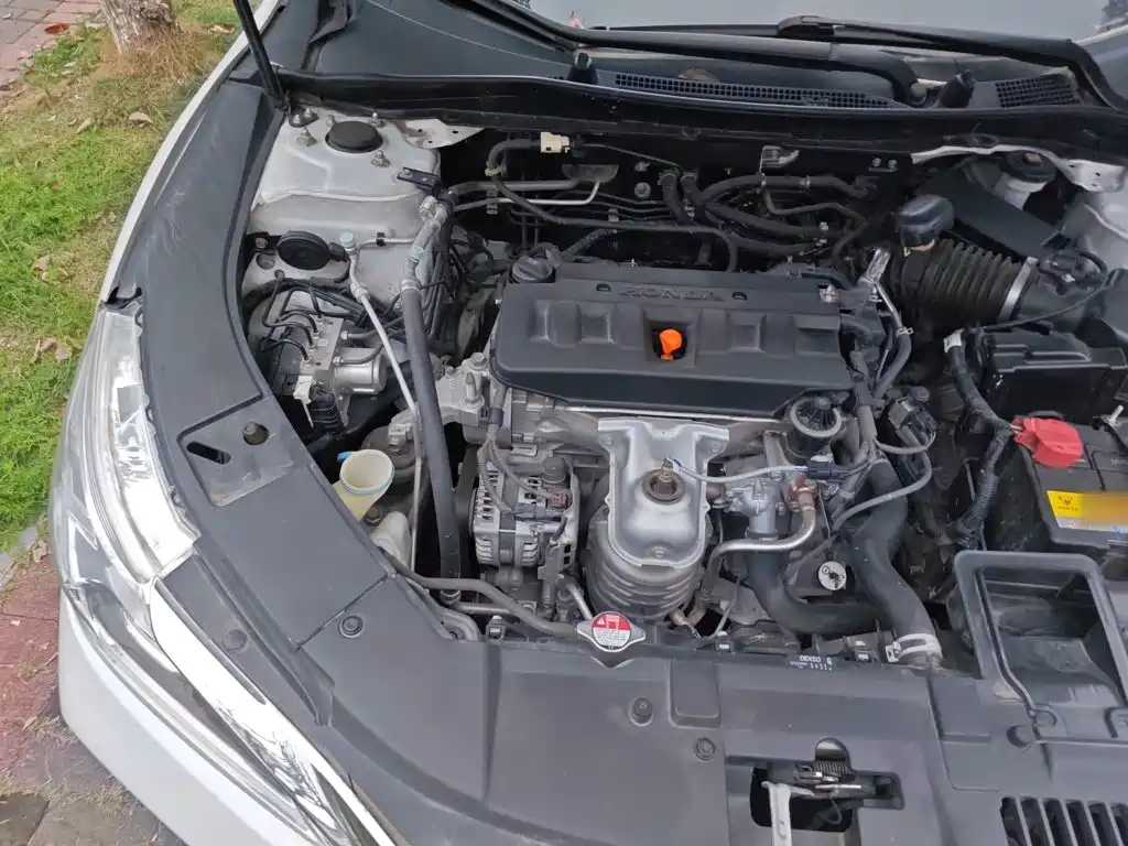 Honda Accord 2017 — фото 21