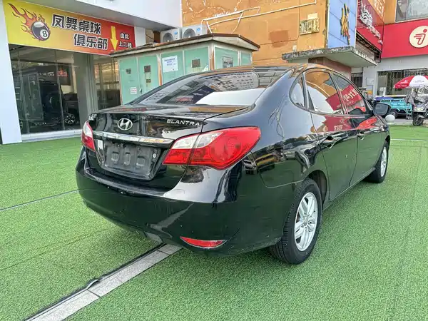 Hyundai Yuedong 2011