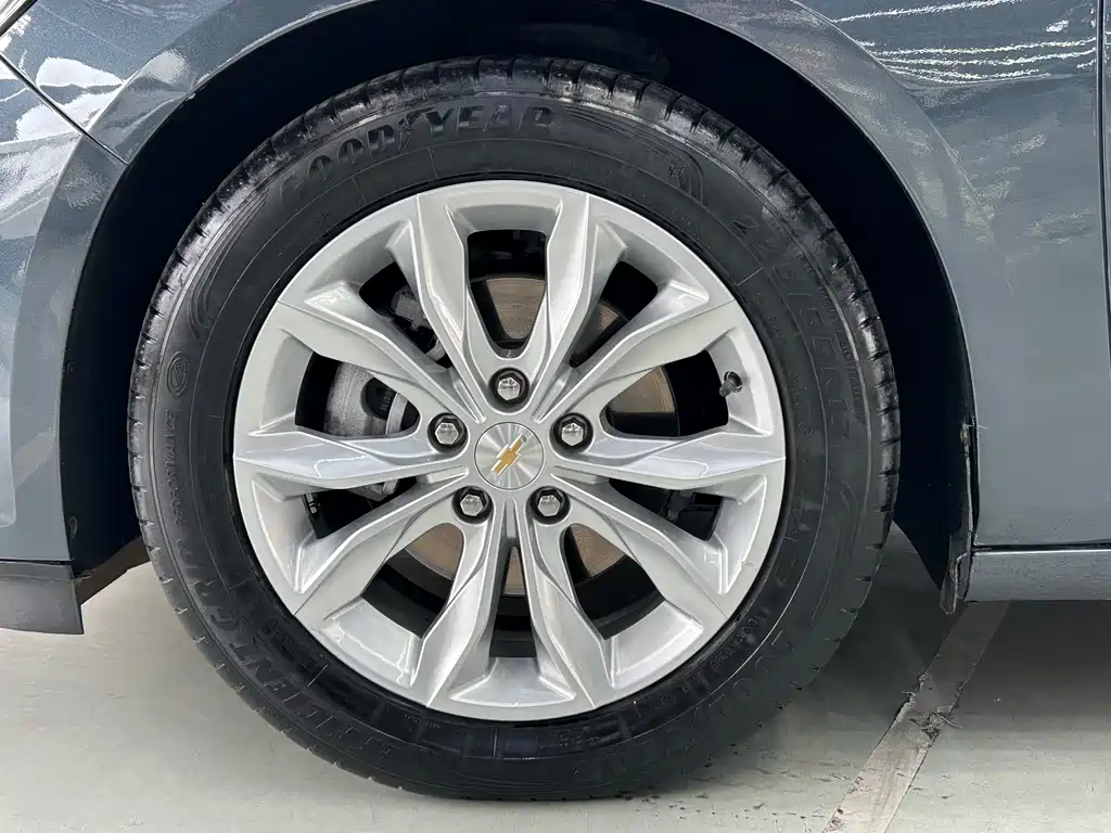 Chevrolet Malibu XL 2022 — фото 15