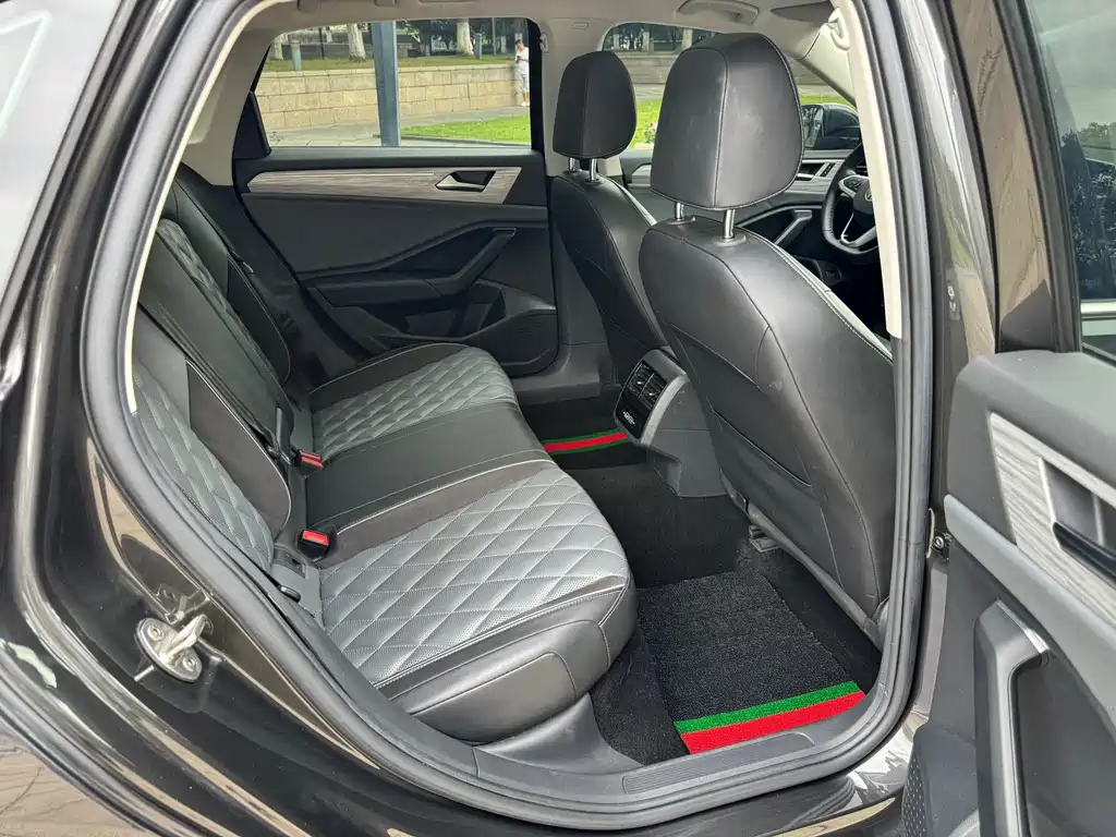 Volkswagen Sagitar 2023