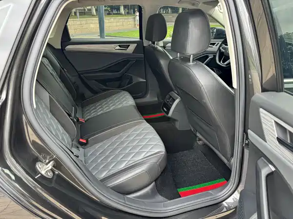 Volkswagen Sagitar 2023