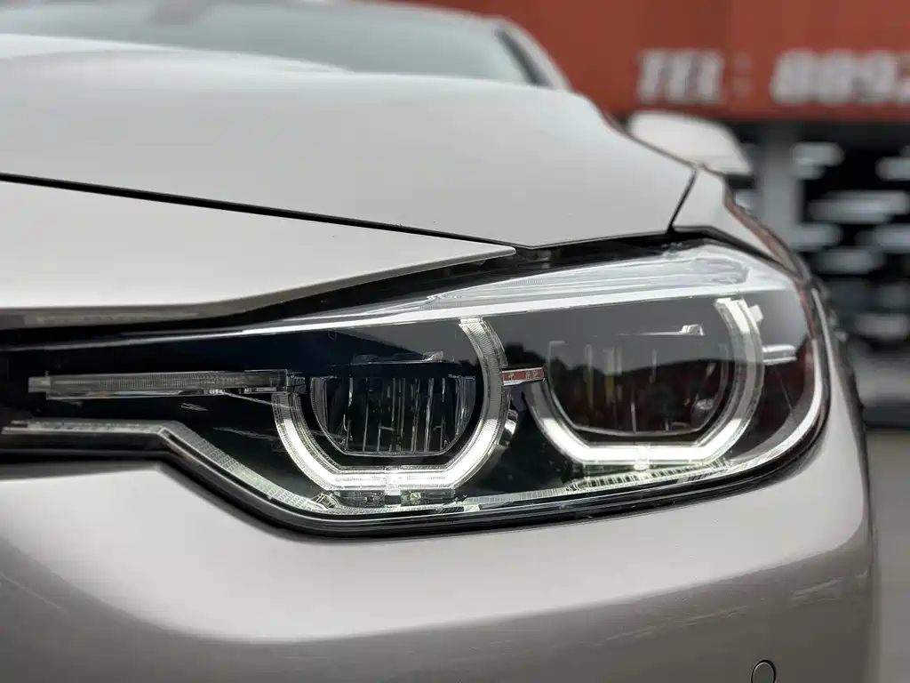 BMW 3 Series 2019 — фото 4