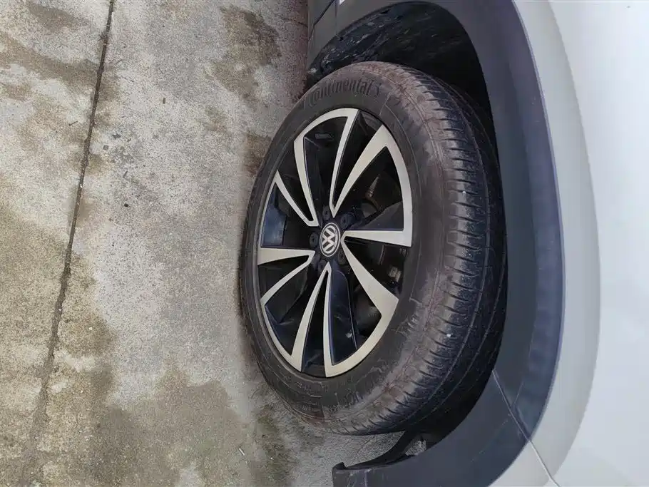 Volkswagen Tharu 2020