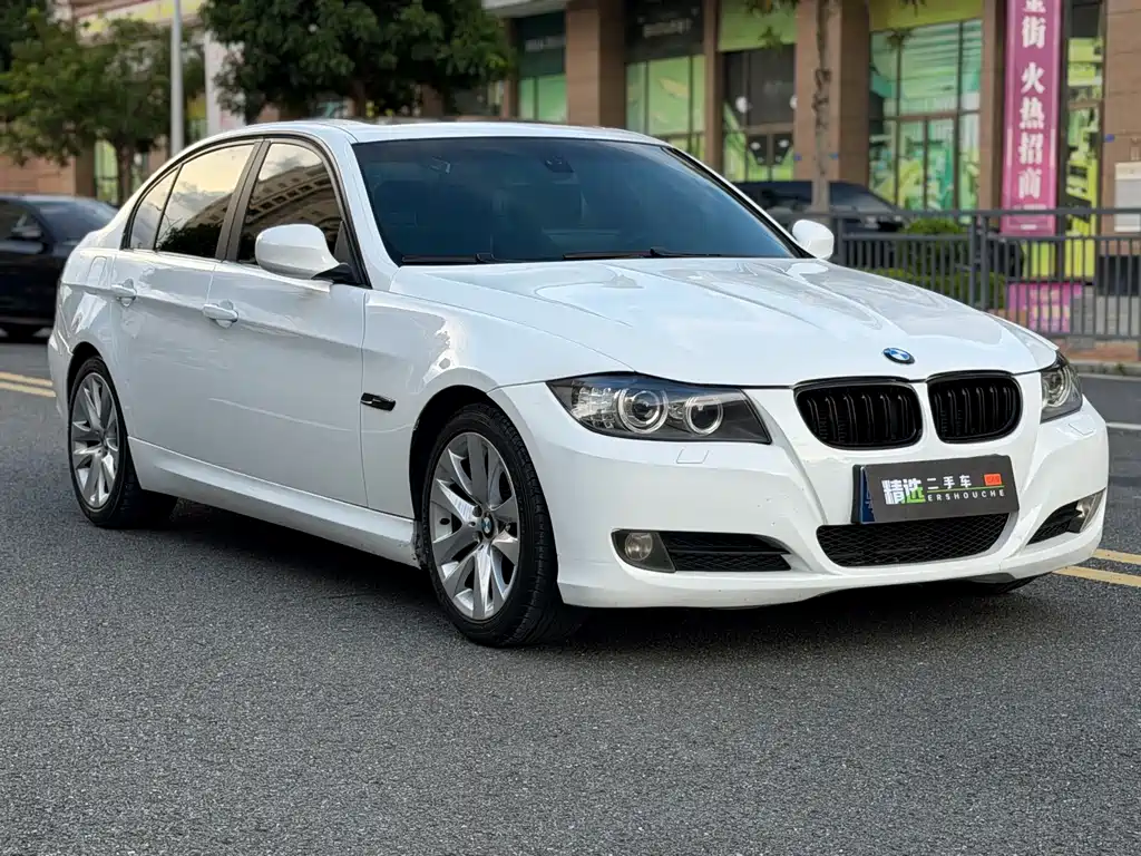 BMW 3 Series 2009