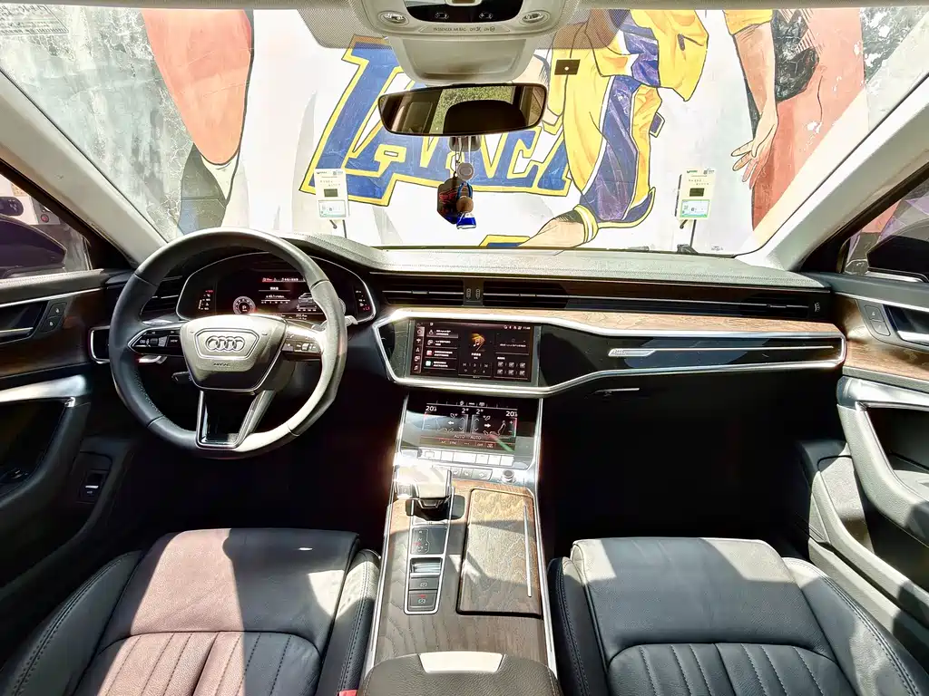 Audi A6L 2021