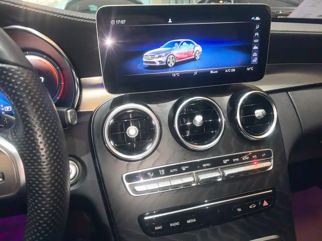 Mercedes-Benz C-Class 2020 — фото 13