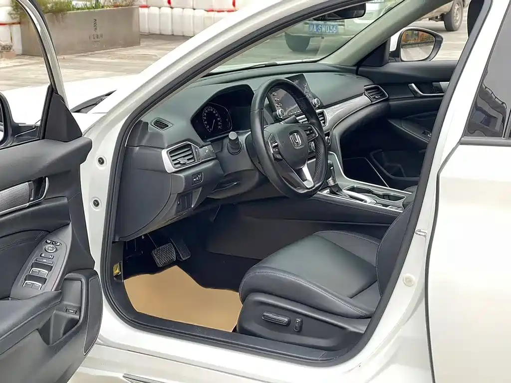 Honda Accord 2021 — фото 14