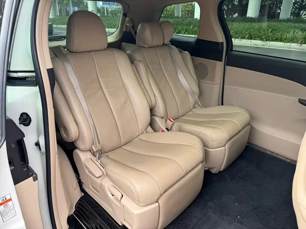 Toyota Previa 2018 — фото 6