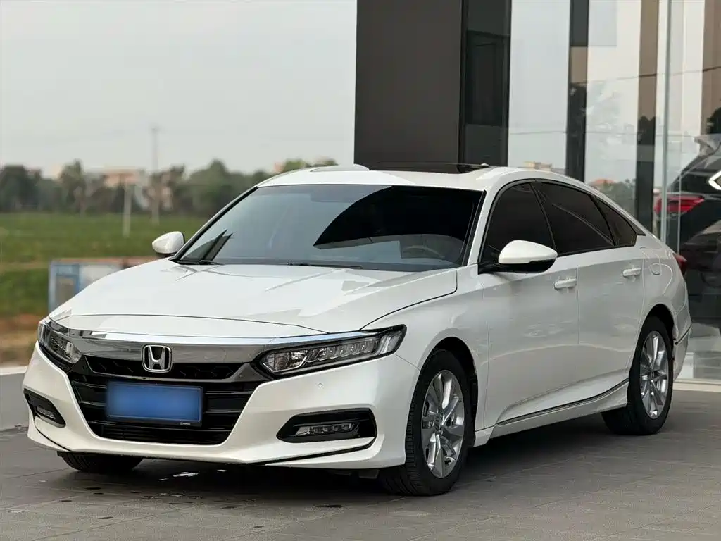 Honda Accord 2019 — фото 2