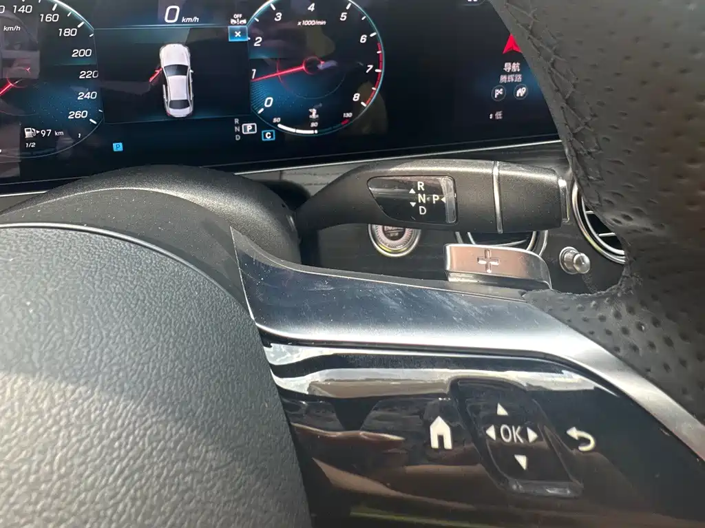 Mercedes-Benz E-Class 2022 — фото 13