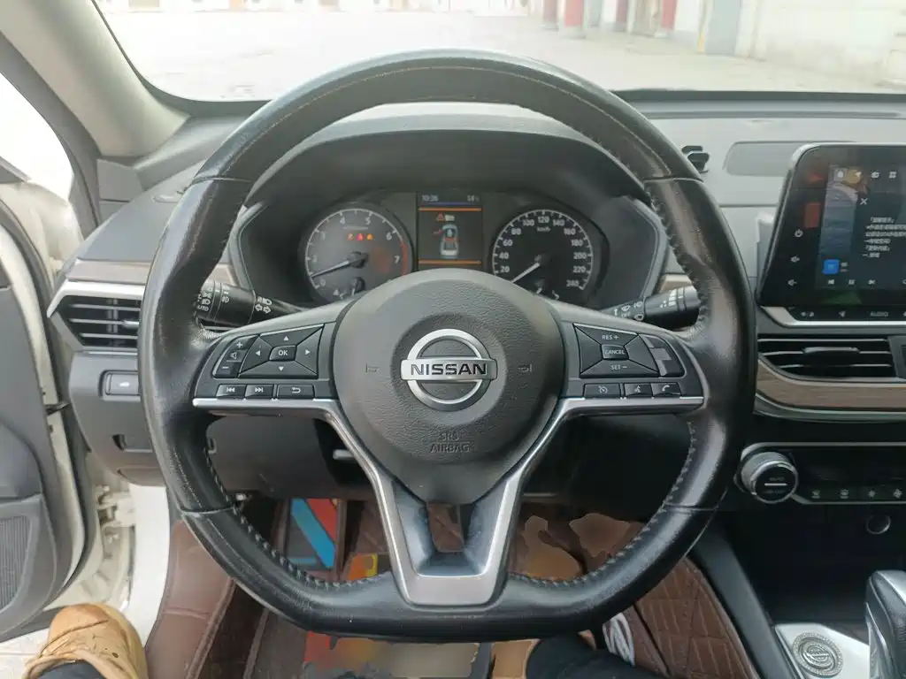 Nissan Teana 2022