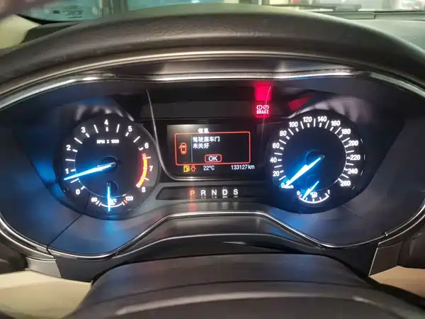Ford Mondeo 2015
