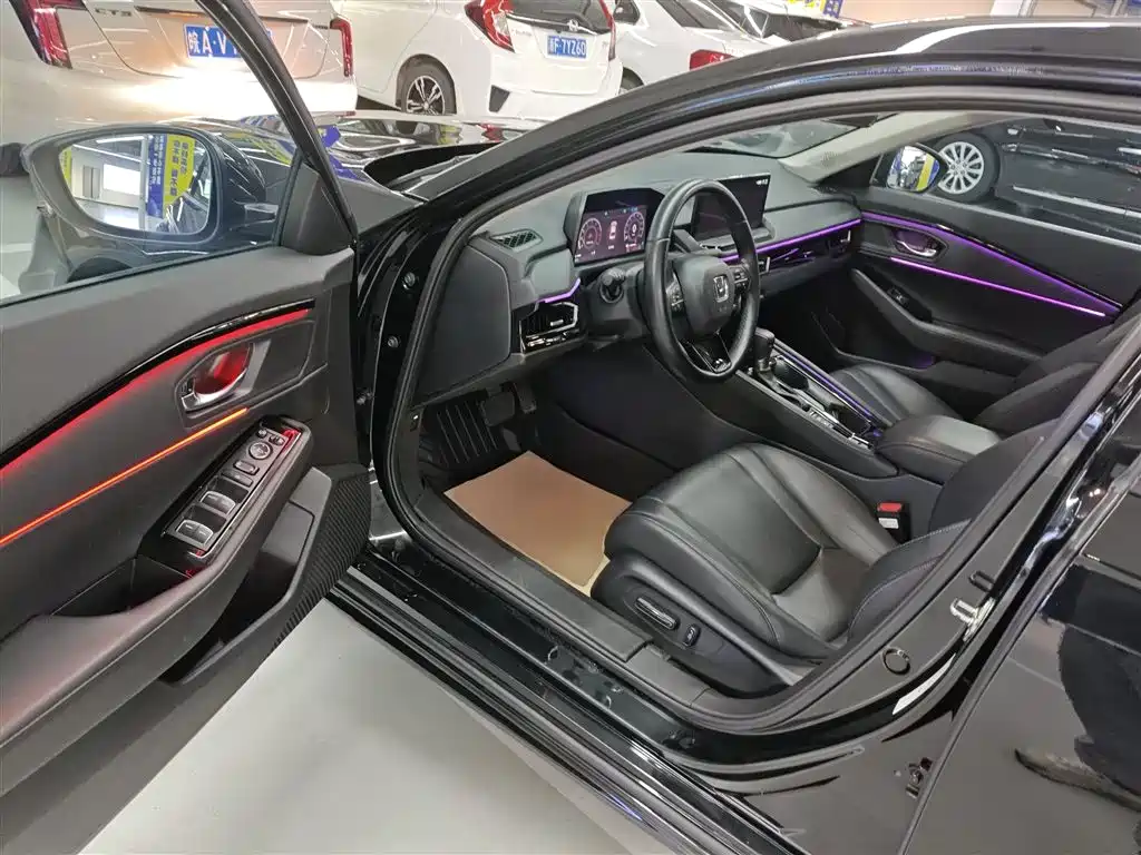 Honda Inspire 2023 — фото 16