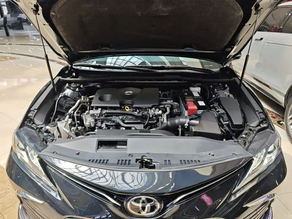Toyota Camry 2023 — фото 20