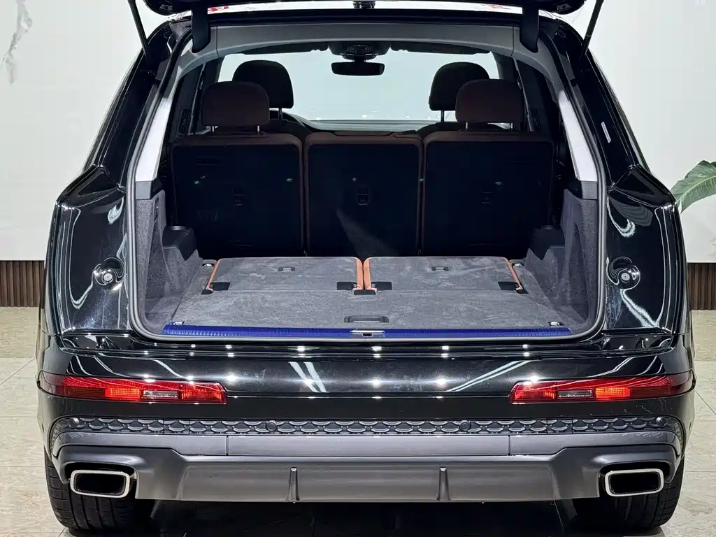 Audi Q7 2026 — фото 26