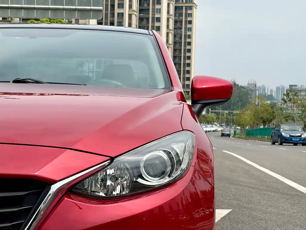 Mazda 3 Axela 2016 — фото 7