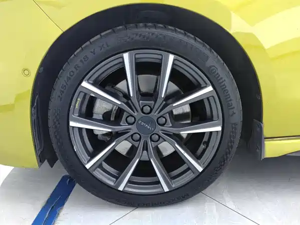 Lynk & Co 03 2022