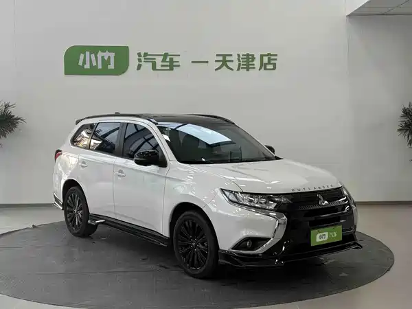Mitsubishi Outlander 2022