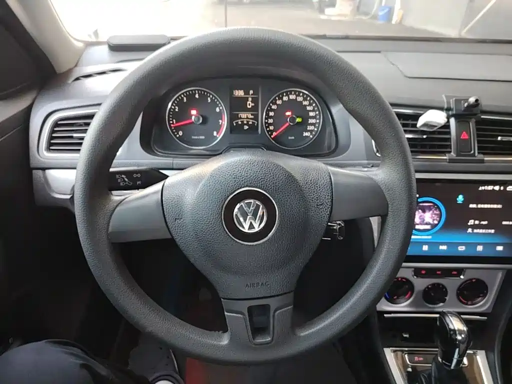 Volkswagen Gran Lavida 2015 — фото 11
