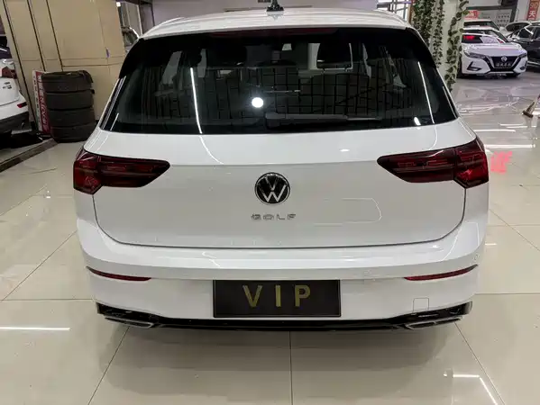 Volkswagen Golf 2022